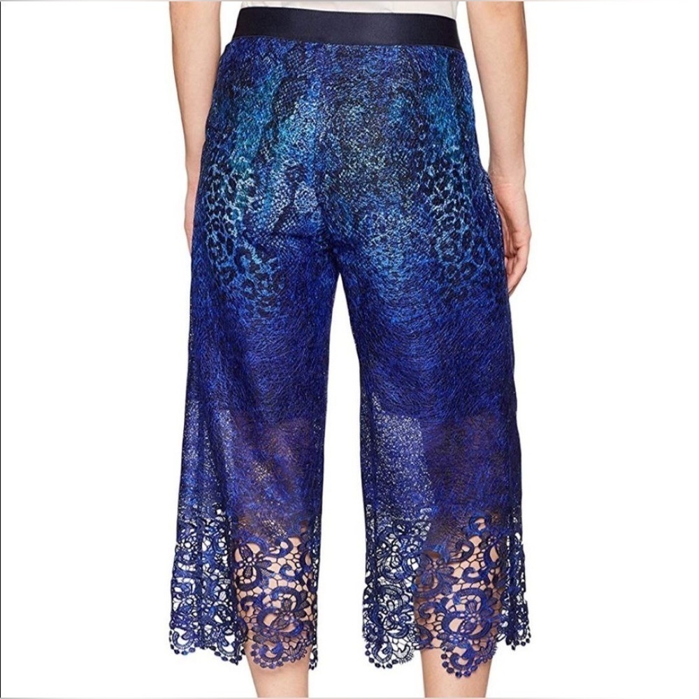 Tahari Willow Pant Culottes Lace Admiral Navy Size 6 - Picture 4 of 9